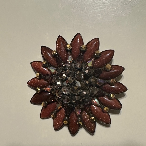 Sorrelli Floral Cluster Brooch Pin - Picture 3 of 4